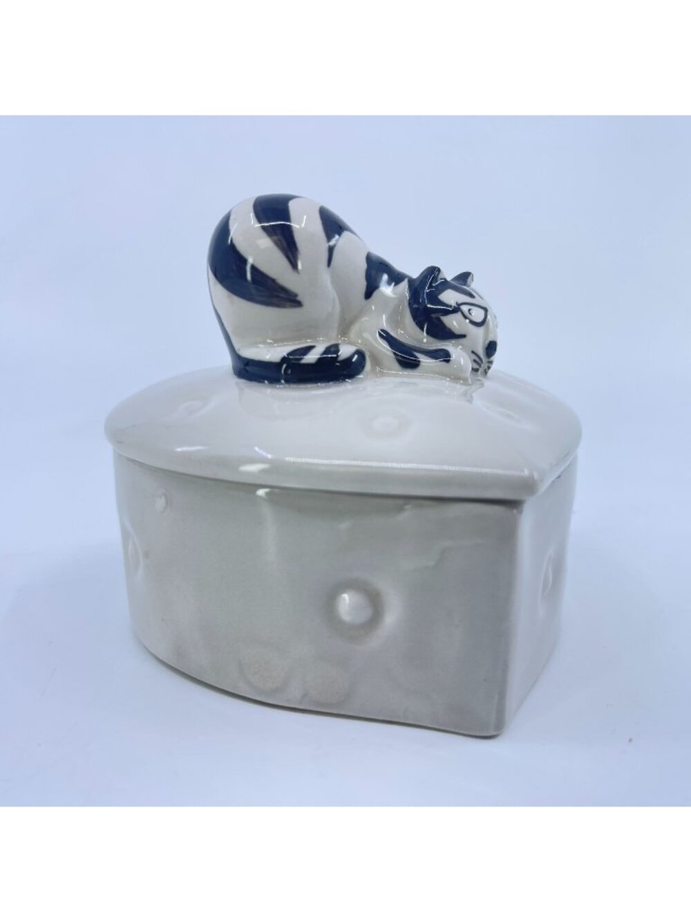 vintage takahashi "tom cat" heart shaped trinket box hand painted